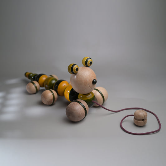 WIGGLES the caterpillar pull toy