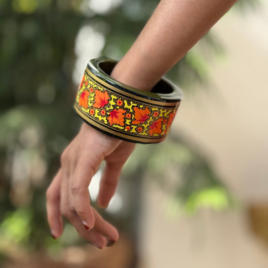 NAQQASHI DVITIYA THIN ORANGE CREAM GOLD/2.6