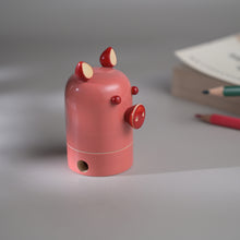 Load image into Gallery viewer, PINK OINKSTON Sharpener
