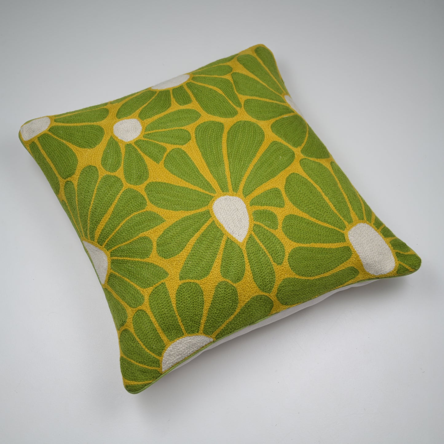 Nibbles florals Crewel