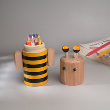 Load image into Gallery viewer, BUMBLEDORE COLOURING BOX