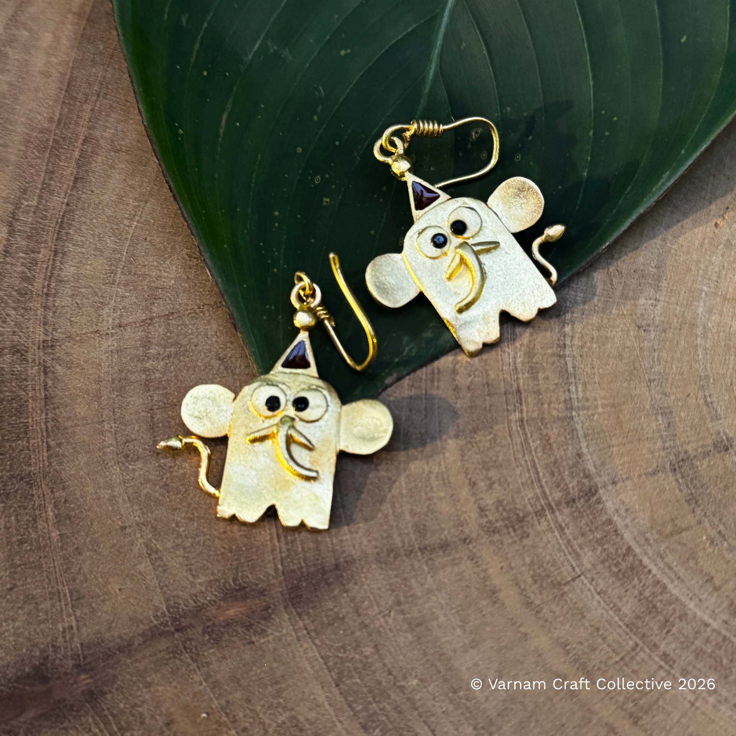 FLAPPY EARRINGS