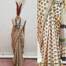 Load image into Gallery viewer, HALF-MOON Saree in green