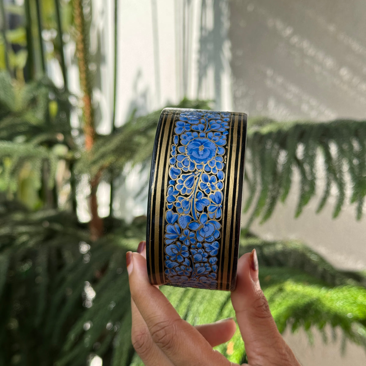 NAQQASHI DVITIYA THIN BLUE FLORALS GOLD/2.6