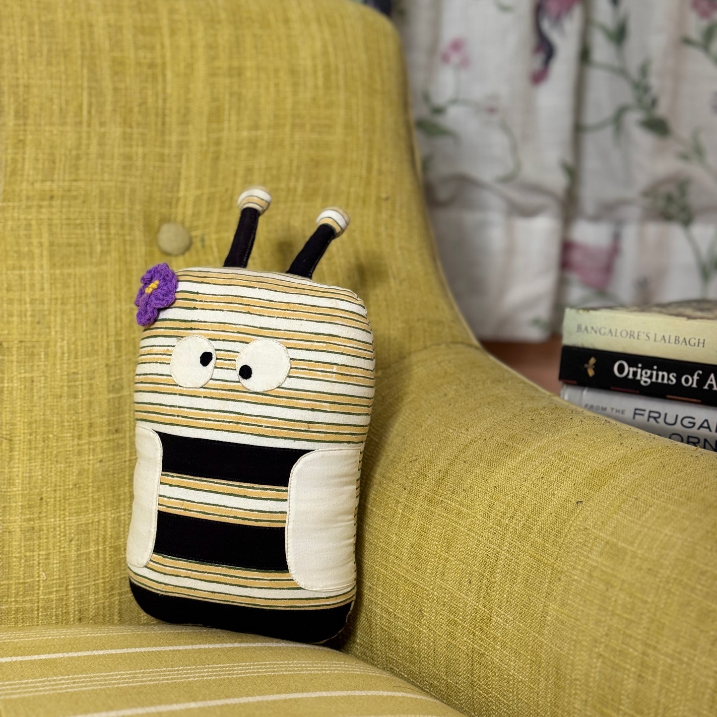 BUMBLEDORE CUSHION DOLL