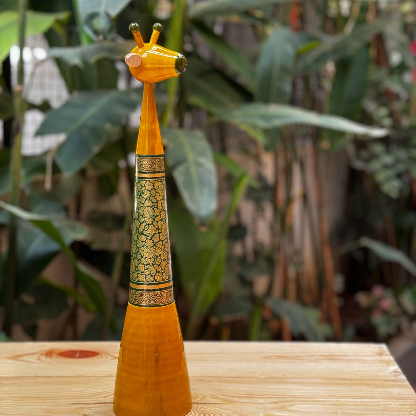 NECKLES NAQQASHI LIGHT GREEN (SMALL)