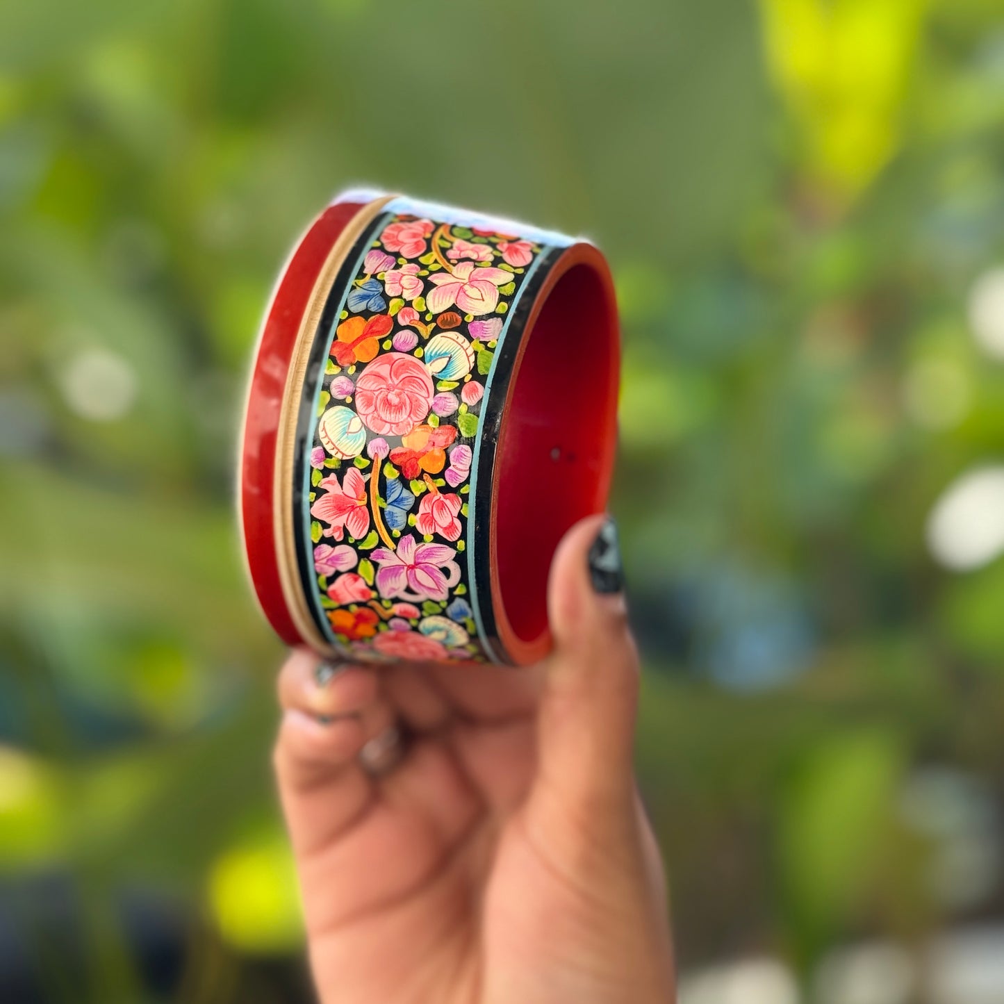 TRAPEZIUM NAQQASH red florals/2.6