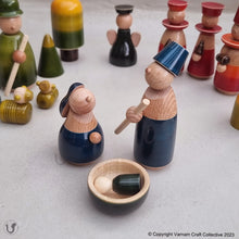 Load image into Gallery viewer, THE NATIVITY SET