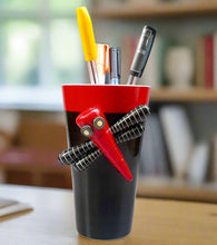 Load image into Gallery viewer, DANCING DRAGONFLY PENSTANDS