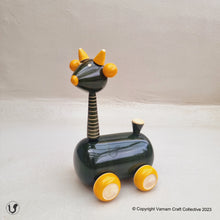 Load image into Gallery viewer, ARFEE the giraffe