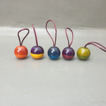 Load image into Gallery viewer, 5 MINI BAUBLES