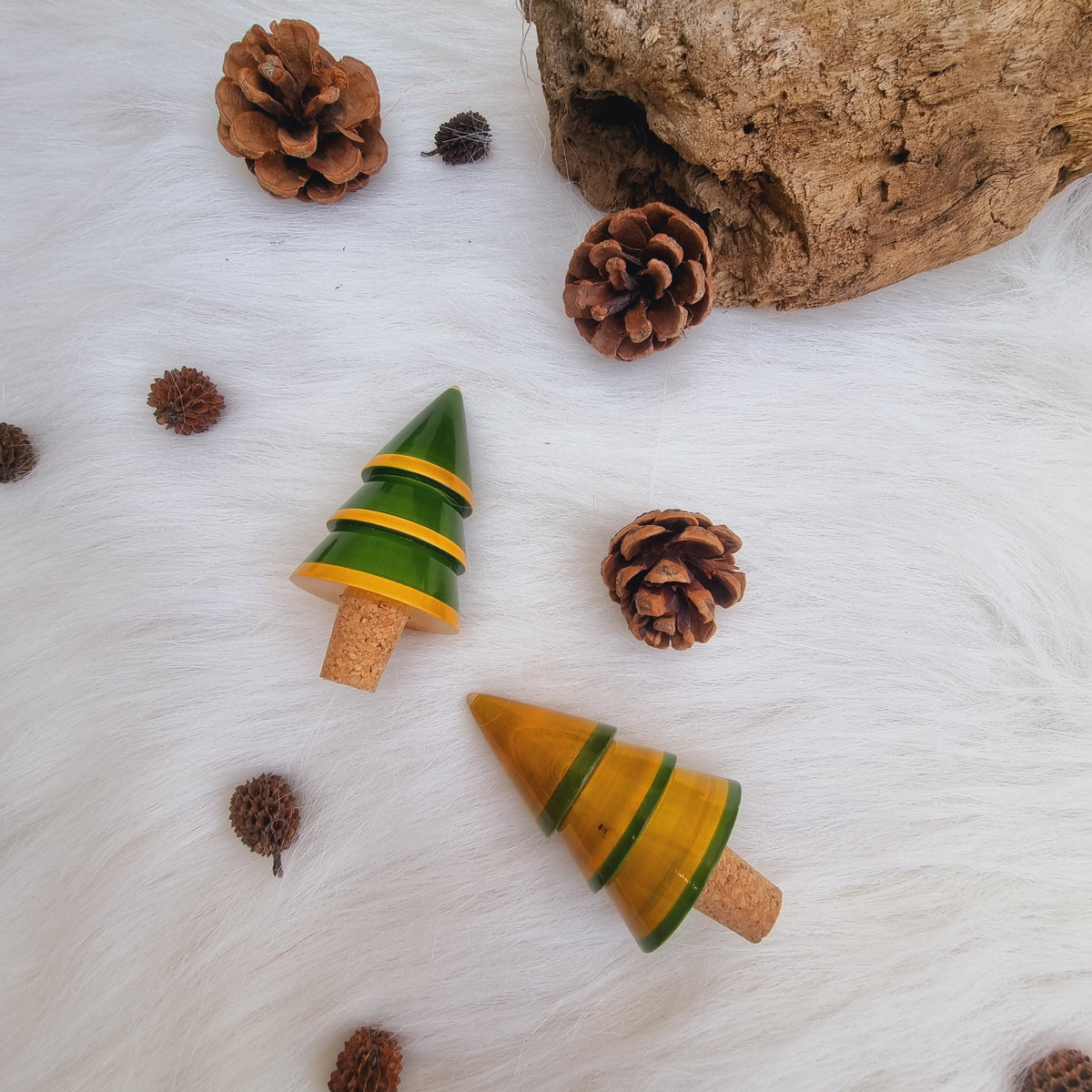 TREE BOTTLE STOPPER SET