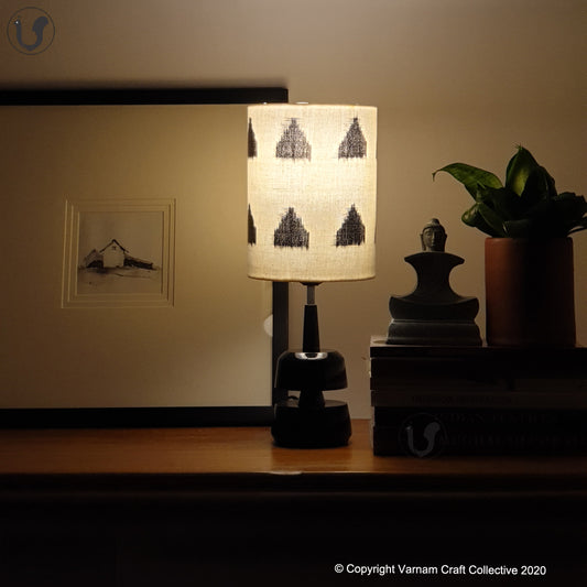 MINI TRIKONE ~ 6X8" GOPURA IKAT