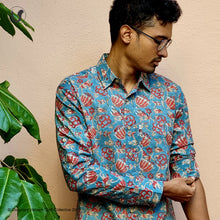 Load image into Gallery viewer, BAHAR in blue red (full sleeves)