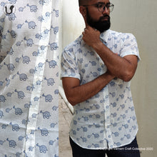 Load image into Gallery viewer, SLIPPY SLOPS snails in Blue (half sleeves)