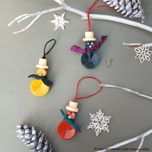 Load image into Gallery viewer, FLAKY SNOWMAN HANGERS (single)