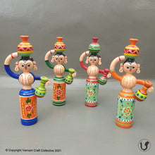 Load image into Gallery viewer, LADY WITH POT (single)