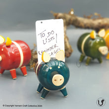 Load image into Gallery viewer, Oinkston photostand
