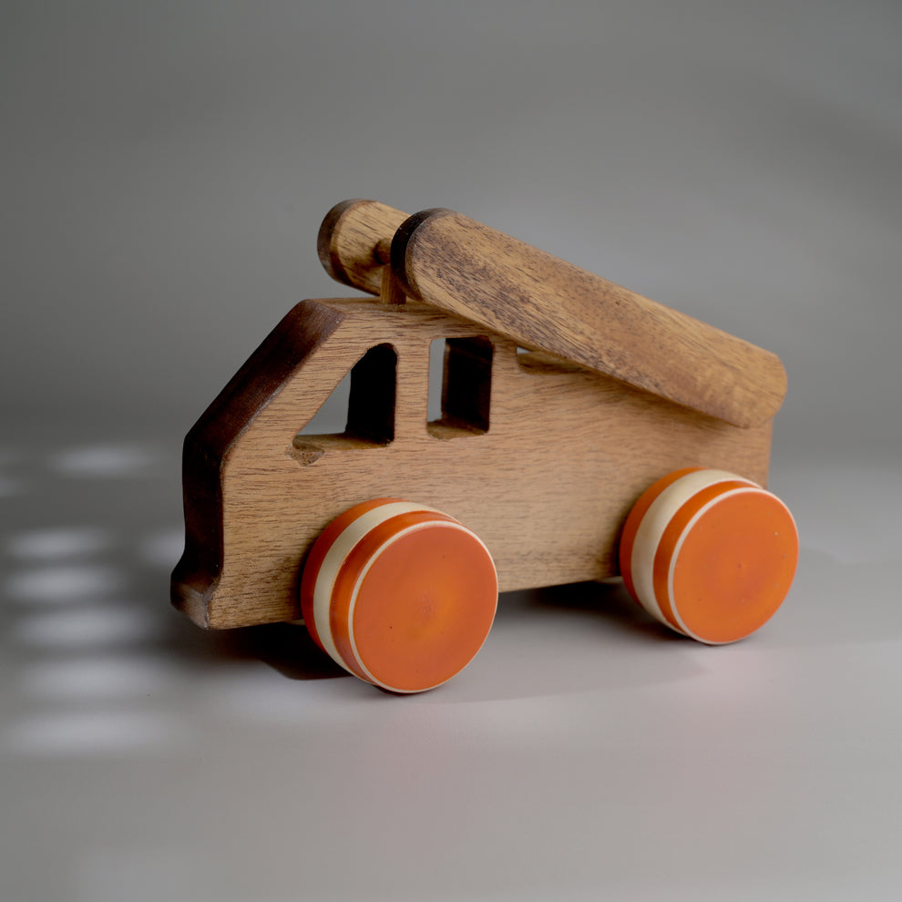 FIRE ENGINE – varnamcraftcollective