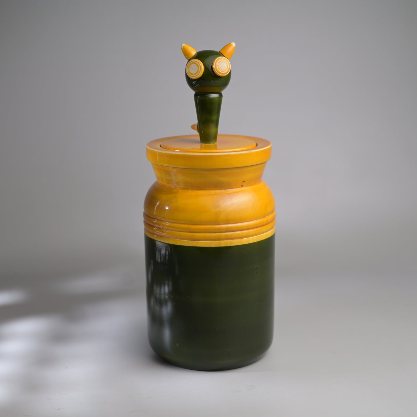 BEKKU BARNIS (single) Cat-on-a-jar