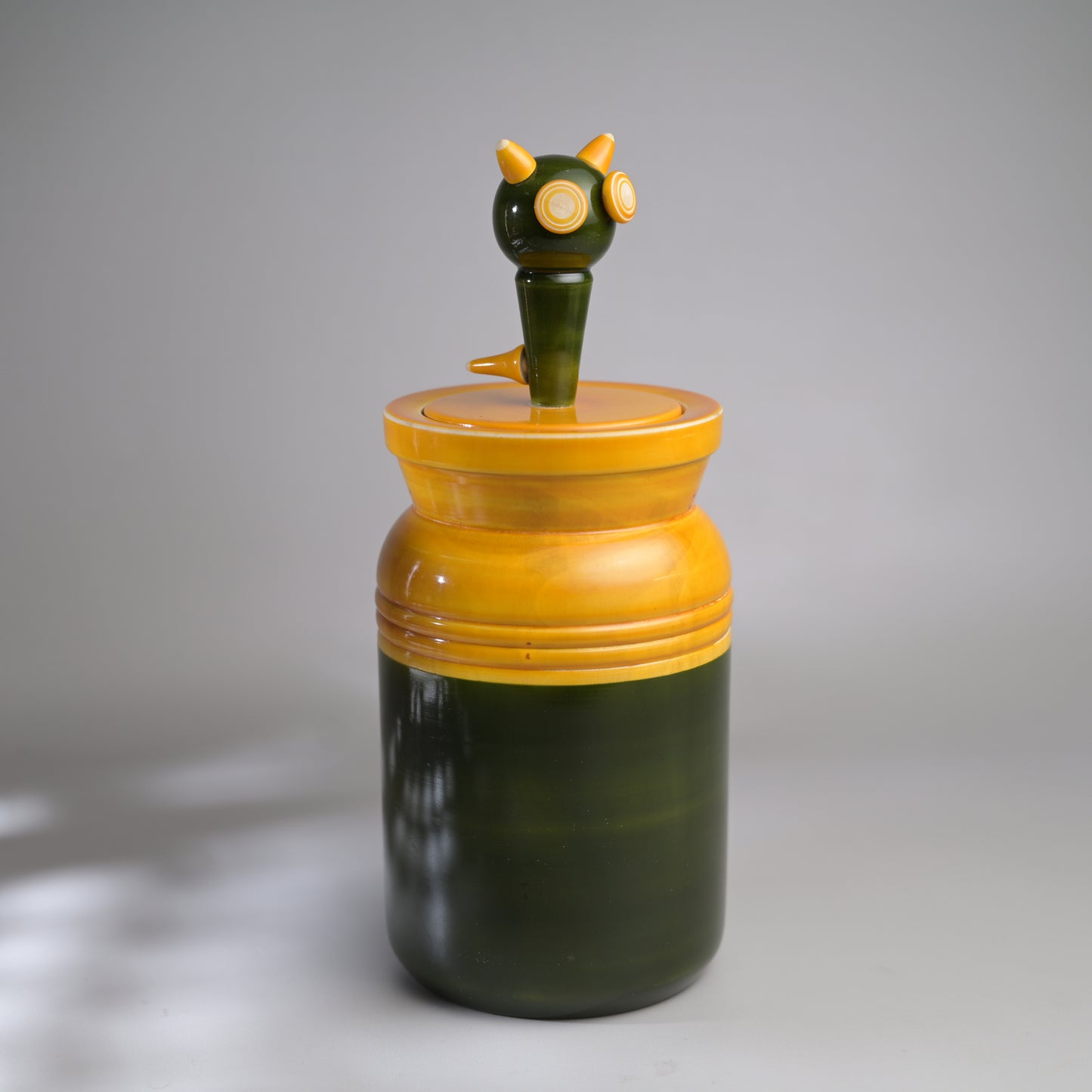 BEKKU BARNIS (single) Cat-on-a-jar