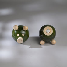 Load image into Gallery viewer, OINKSTON magnets (single)
