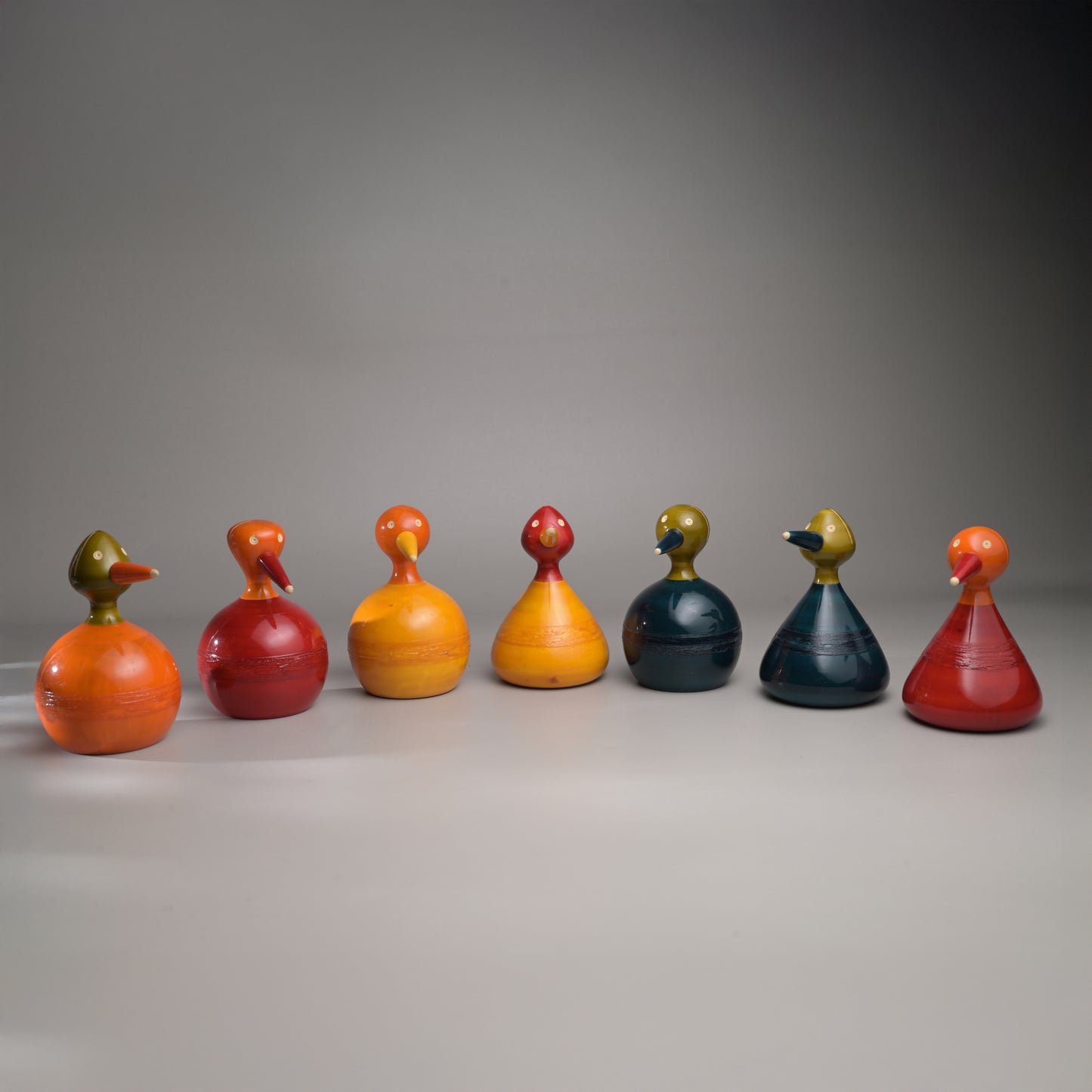 GUBBI paperweight-n-photostands