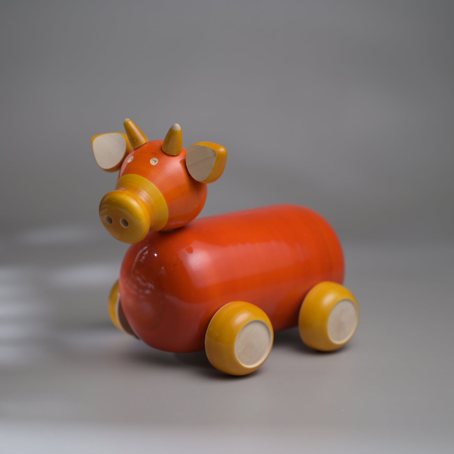 MISSY MOO Cow push toy