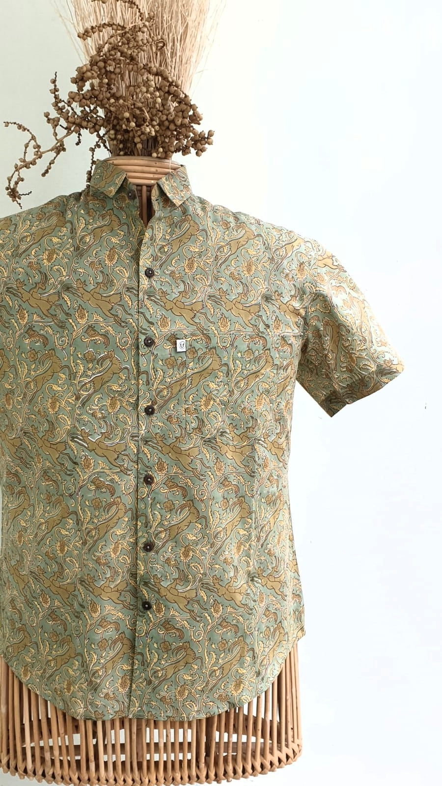 DANCING DEER (Half Sleeves)