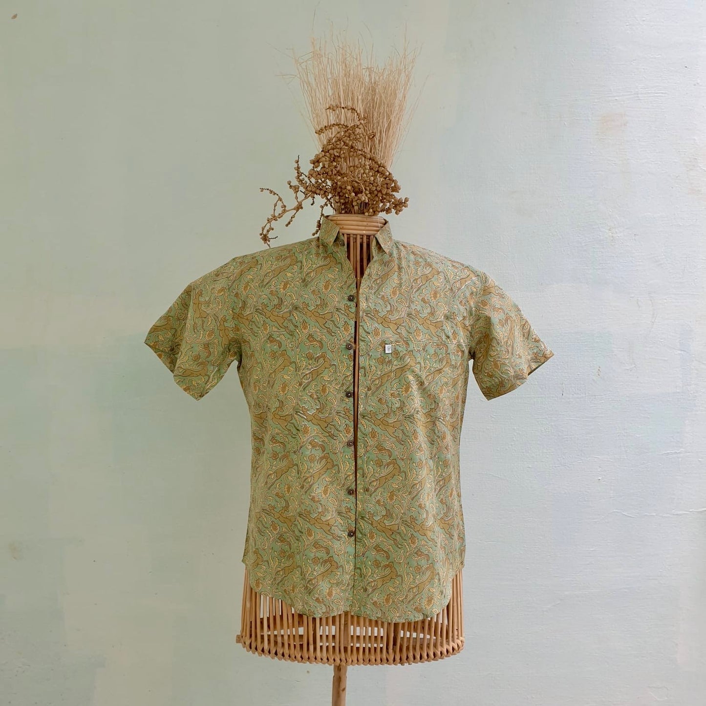 DANCING DEER (Half Sleeves)