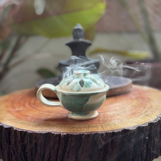 CERAMIC DHOOPA HOLDER