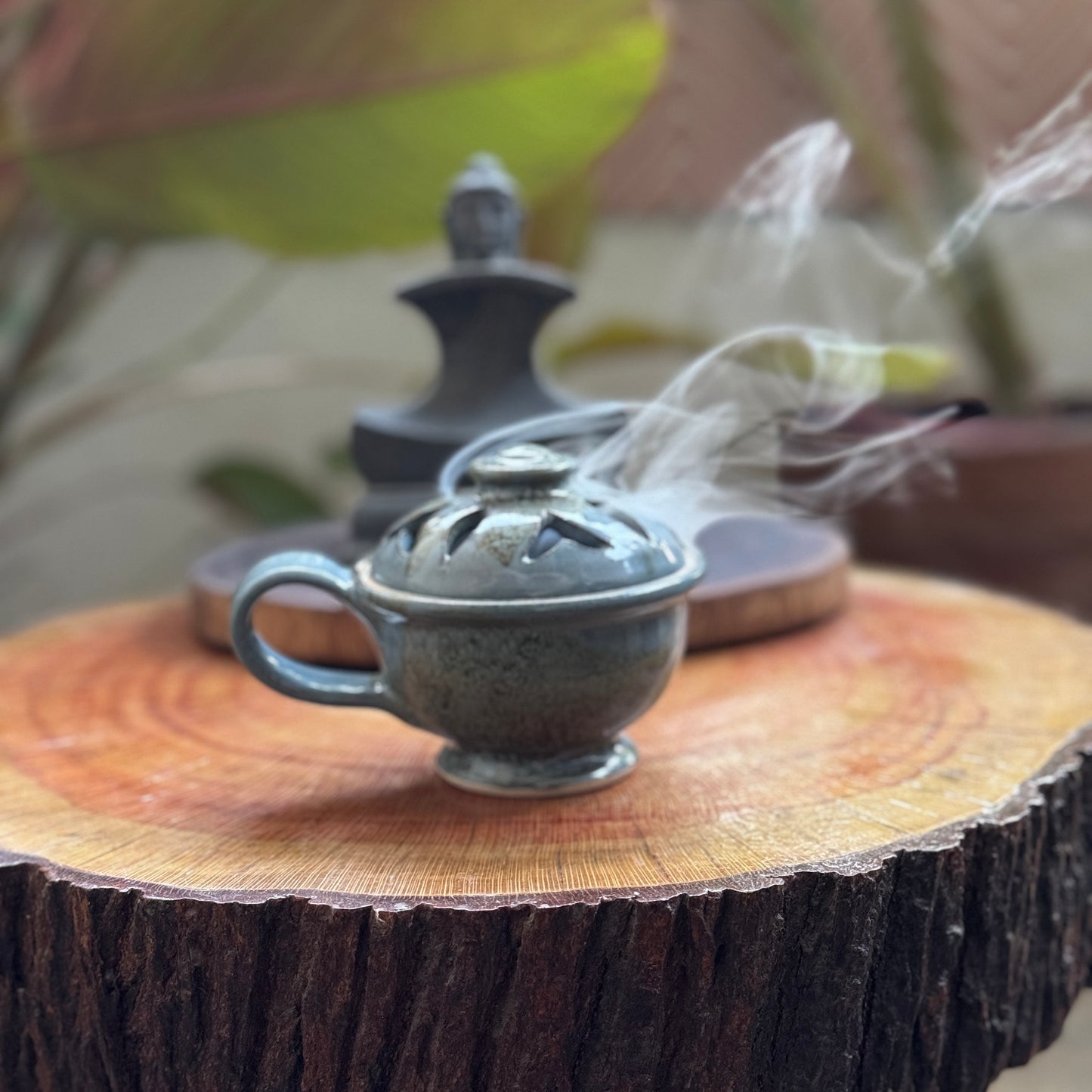 CERAMIC DHOOPA HOLDER