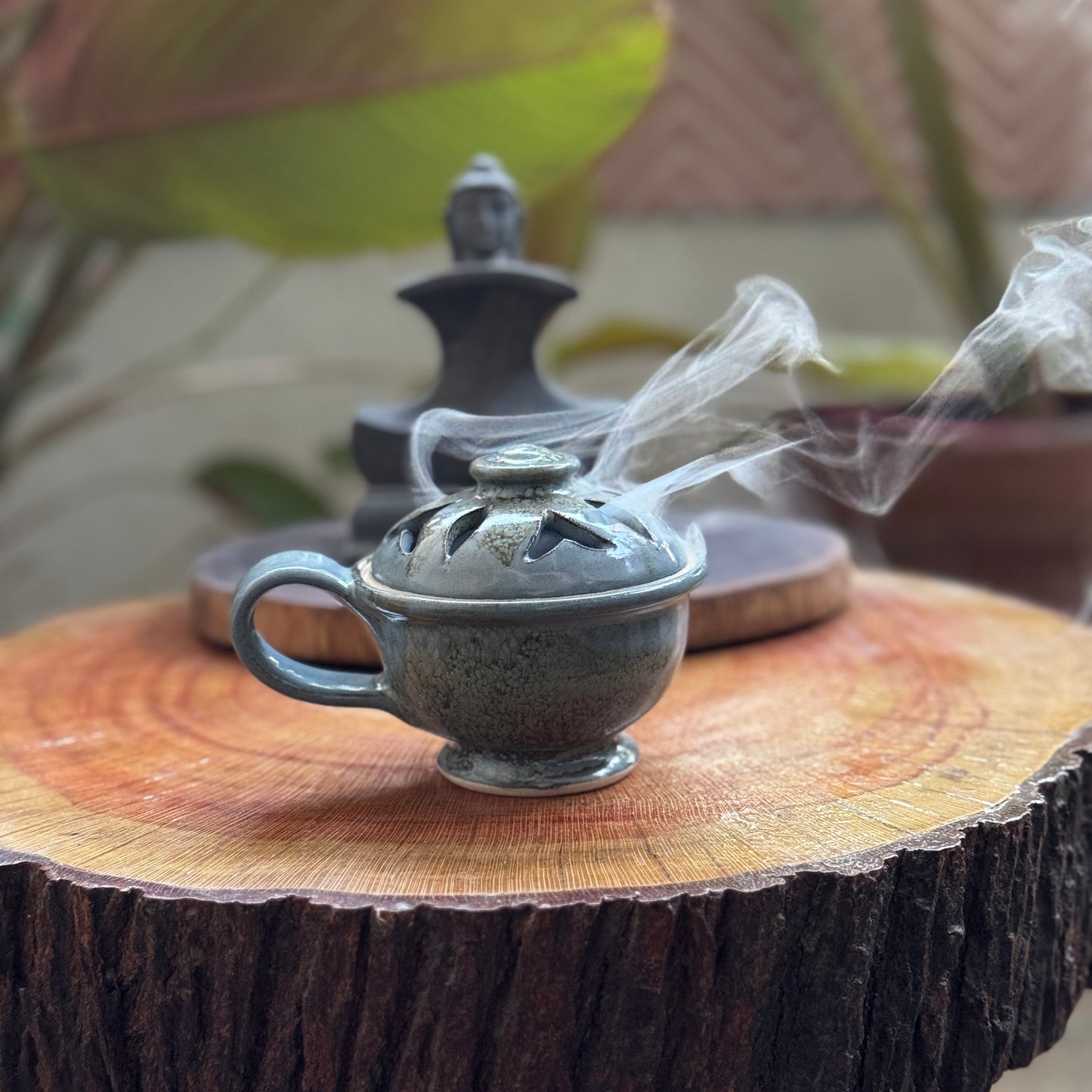 CERAMIC DHOOPA HOLDER