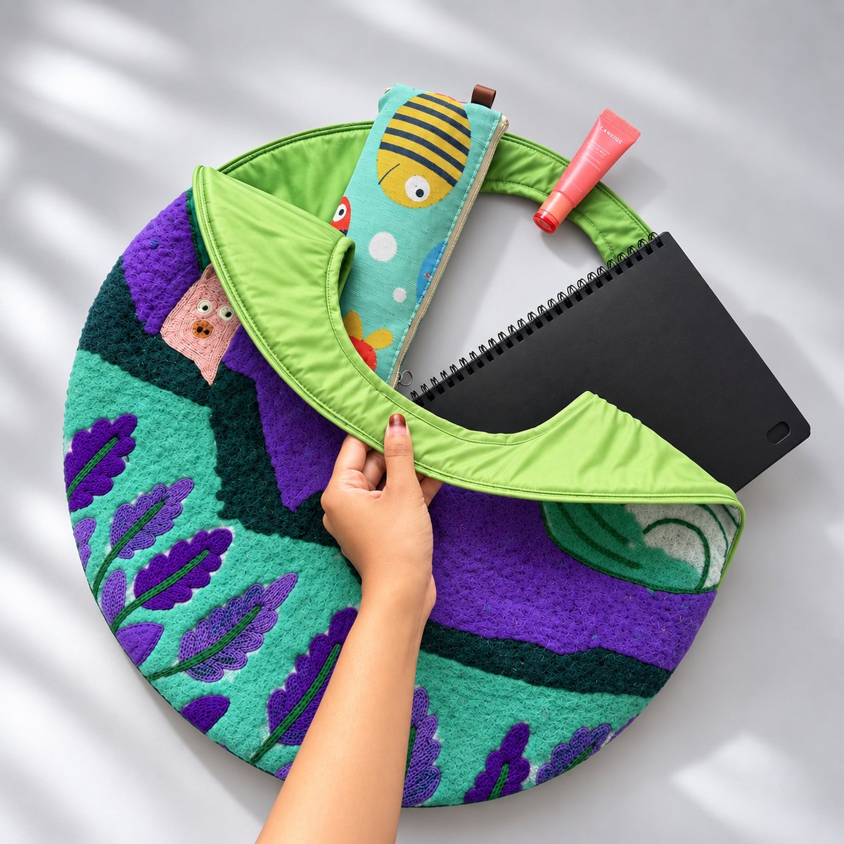 OINKSTON NAMDA~CREWEL LUXURY TOTE