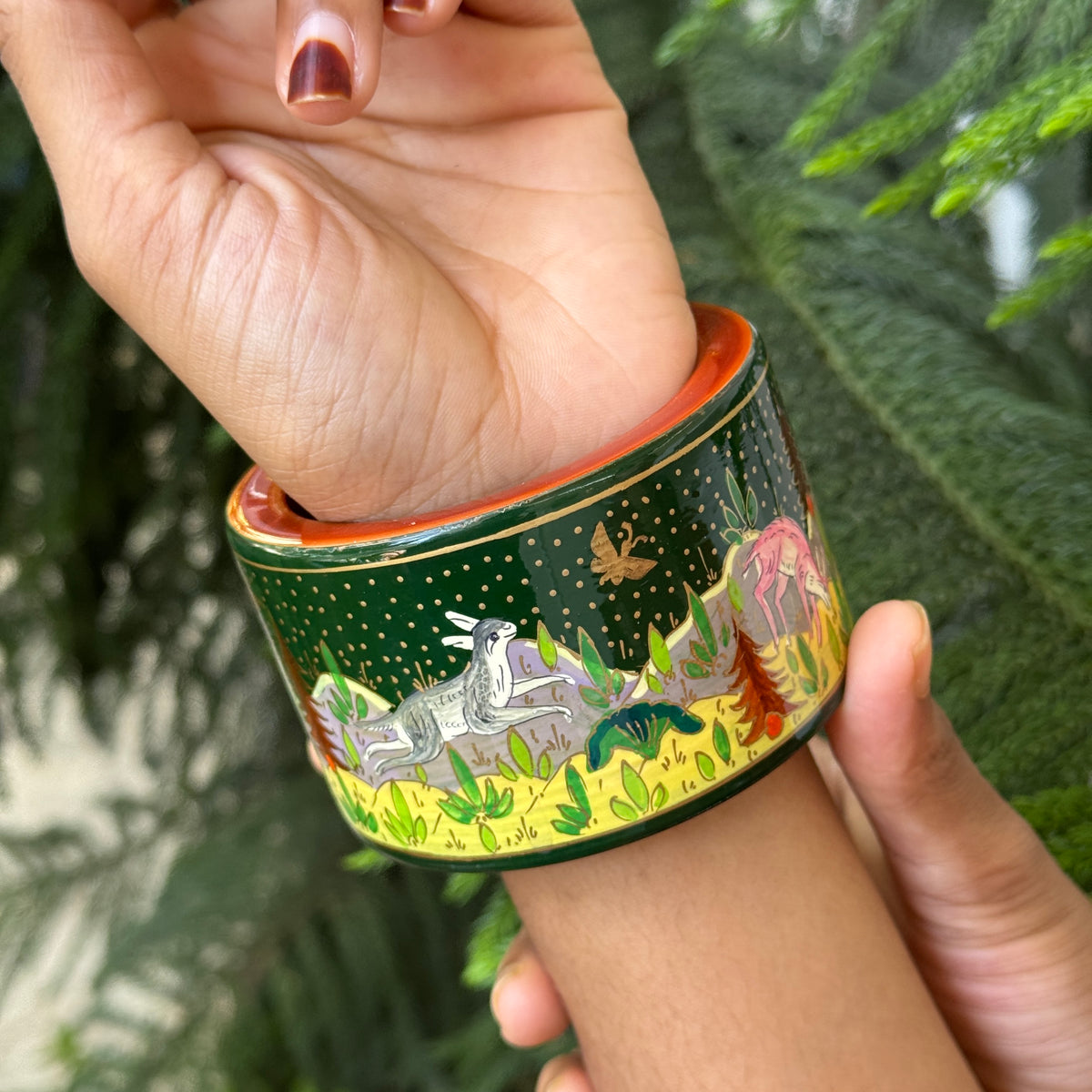 NAQQASHI DVITIYA THICK emerald green Forest/2.4