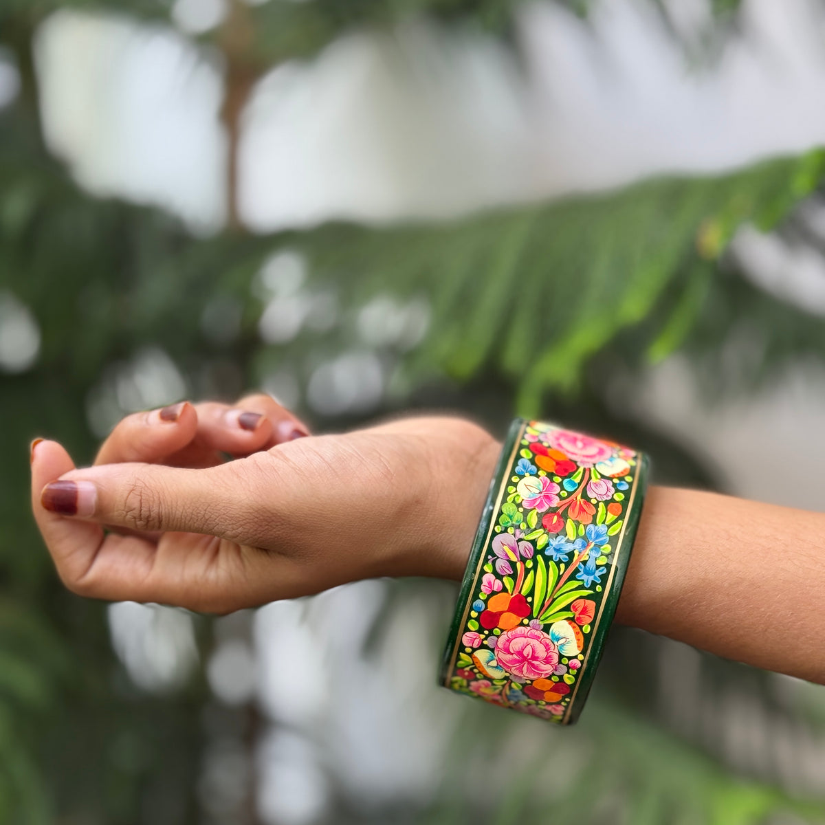 NAQQASHI DVITIYA THIN GREEN FLORALS /2.4