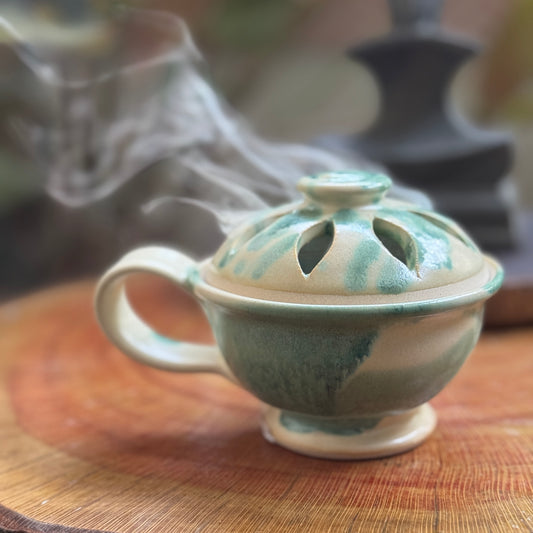 CERAMIC DHOOPA HOLDER