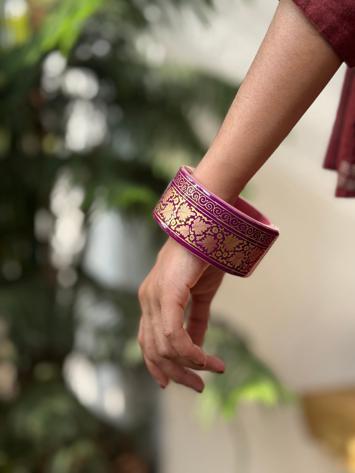 NAQQASHI DVITIYA THIN MAGENTA CHINAR GOLD/2.6