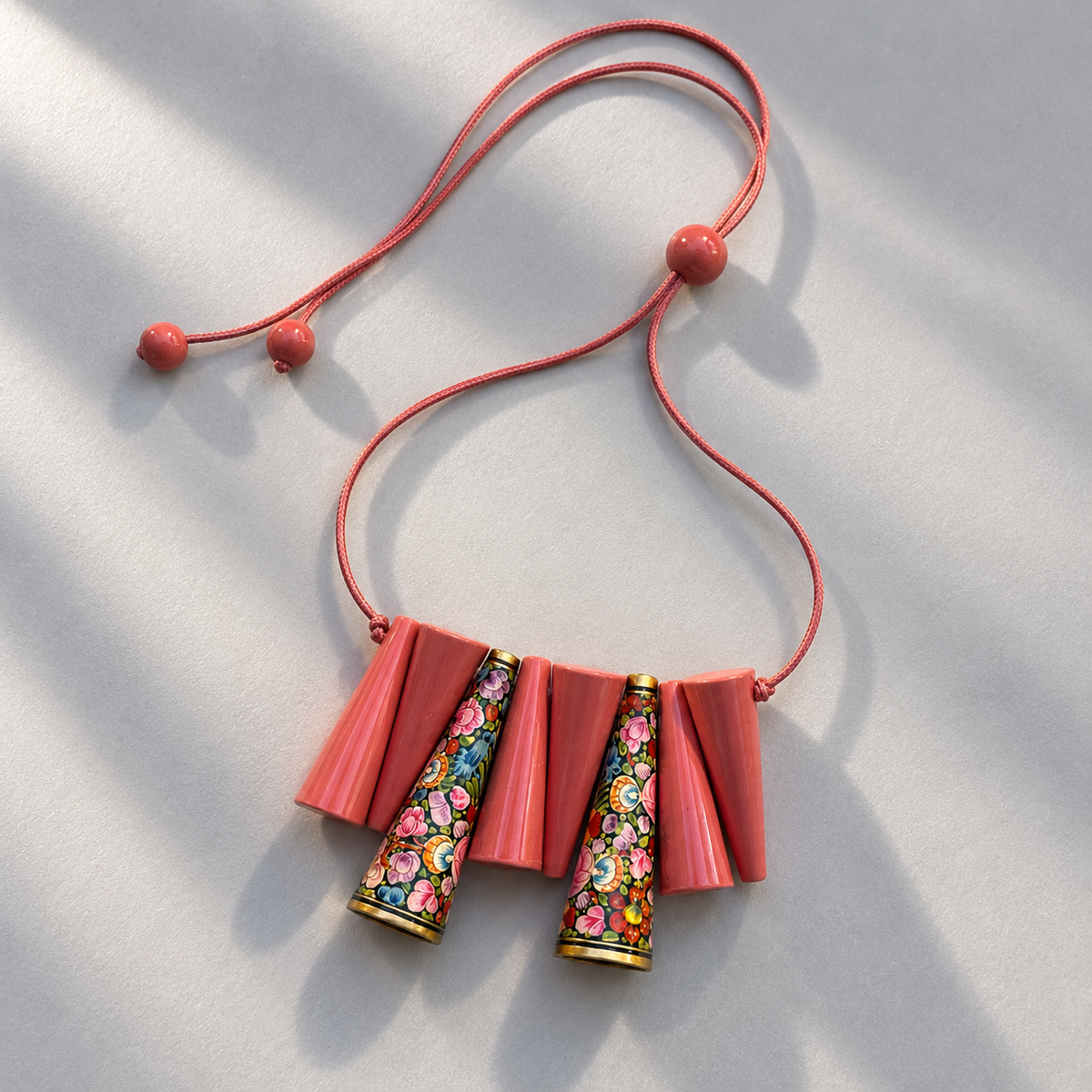 TRIKONES NAQQASHI PINK FLORALS
