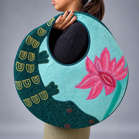 SNAPPY NAMDA LUXURY TOTE
