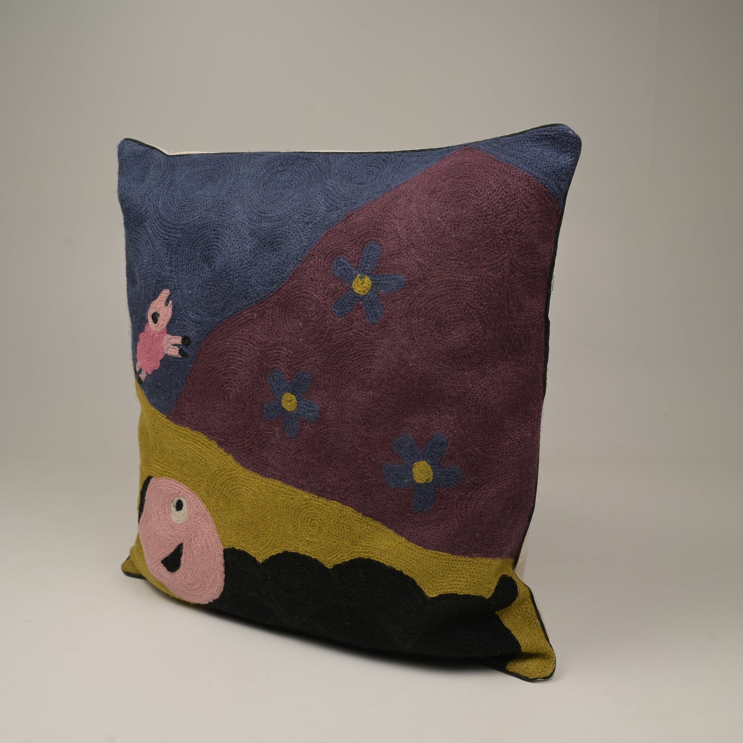 WOOLSWORTH Crewel Cushion