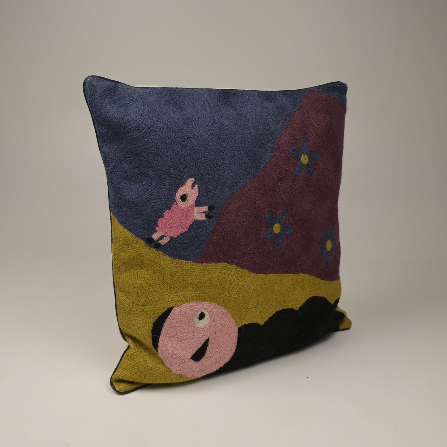 WOOLSWORTH Crewel Cushion