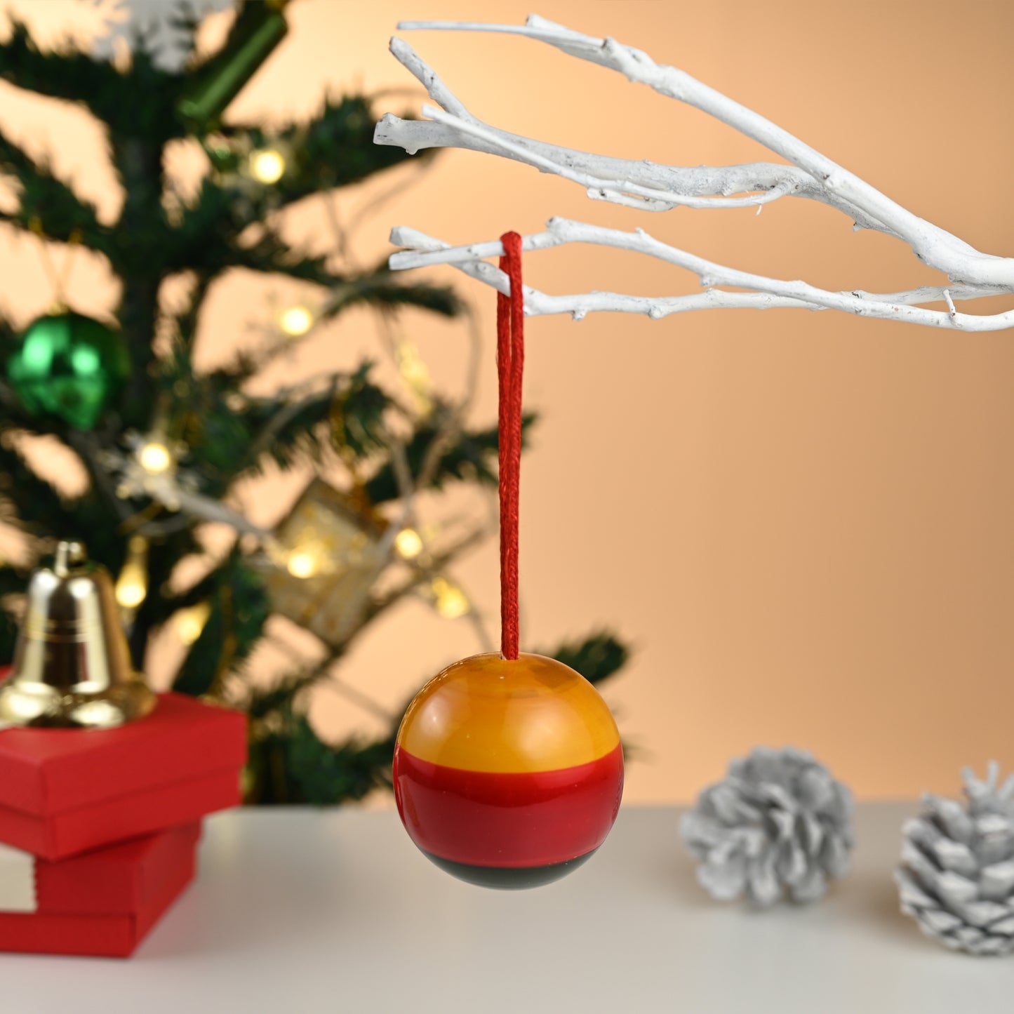 4 XMAS BAUBLES