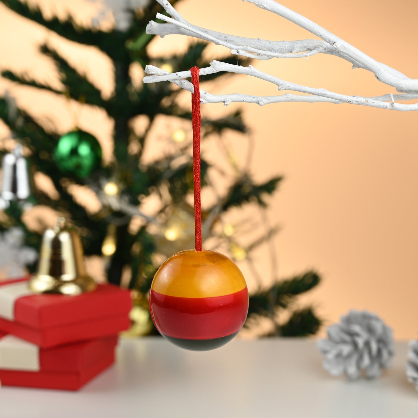 4 XMAS BAUBLES