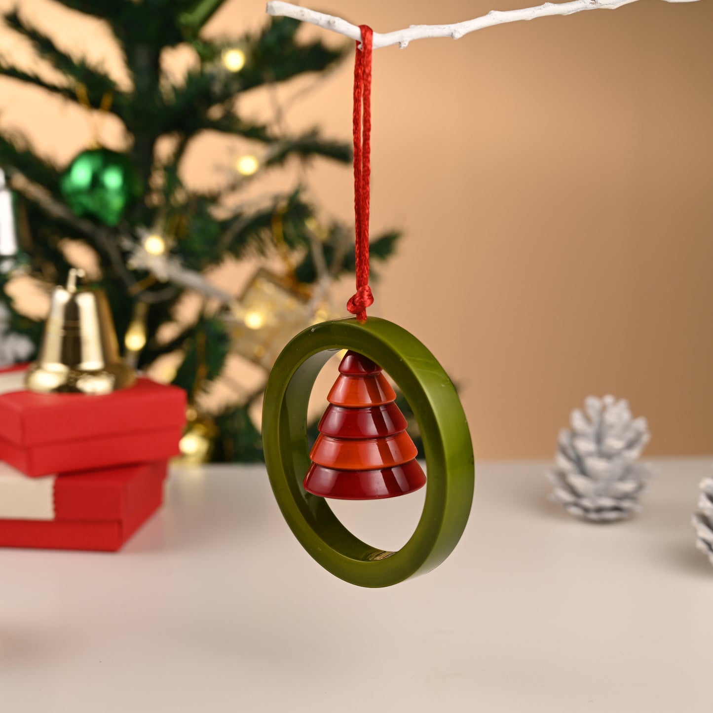 TREE-IN-A-RING