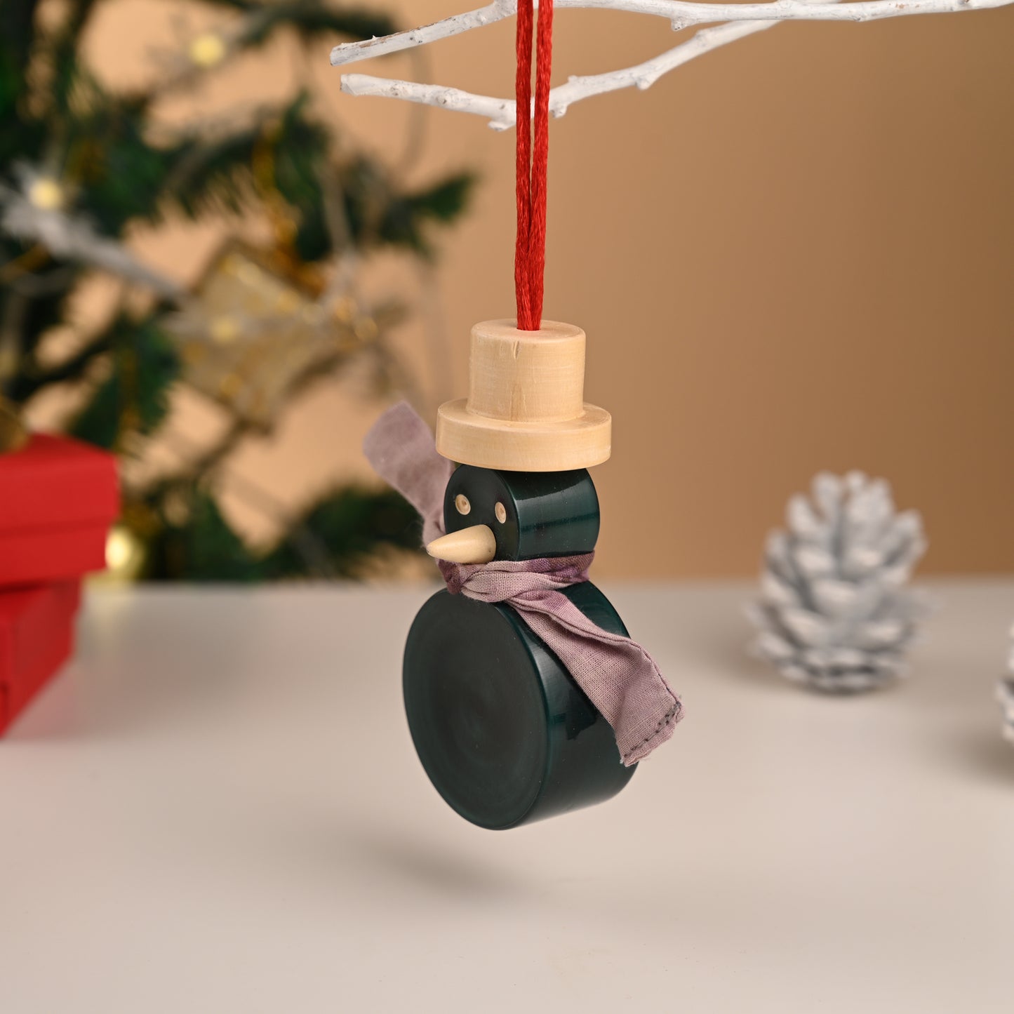 FLAKY SNOWMAN HANGERS (single)