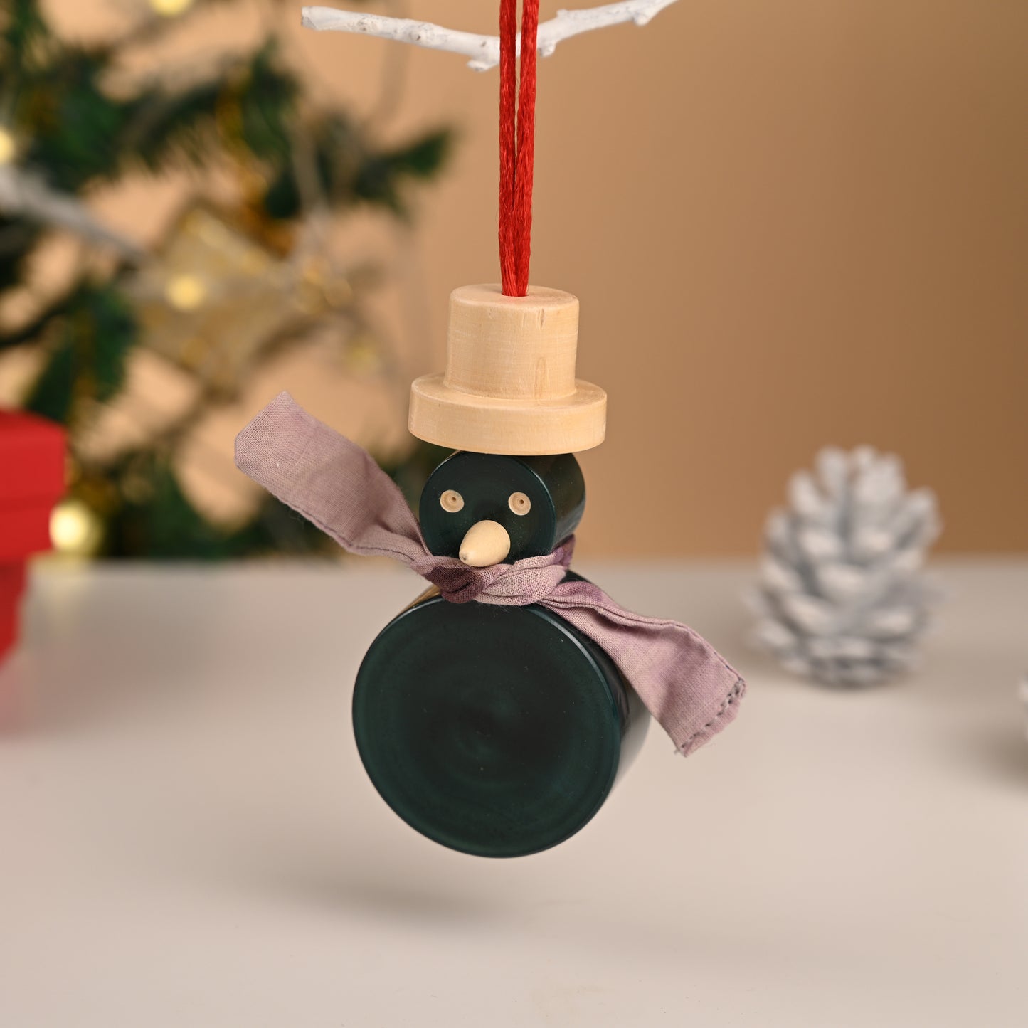 FLAKY SNOWMAN HANGERS (single)