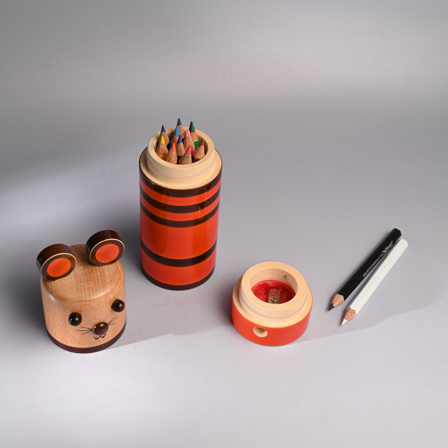 PAWSTON COLOURING BOX