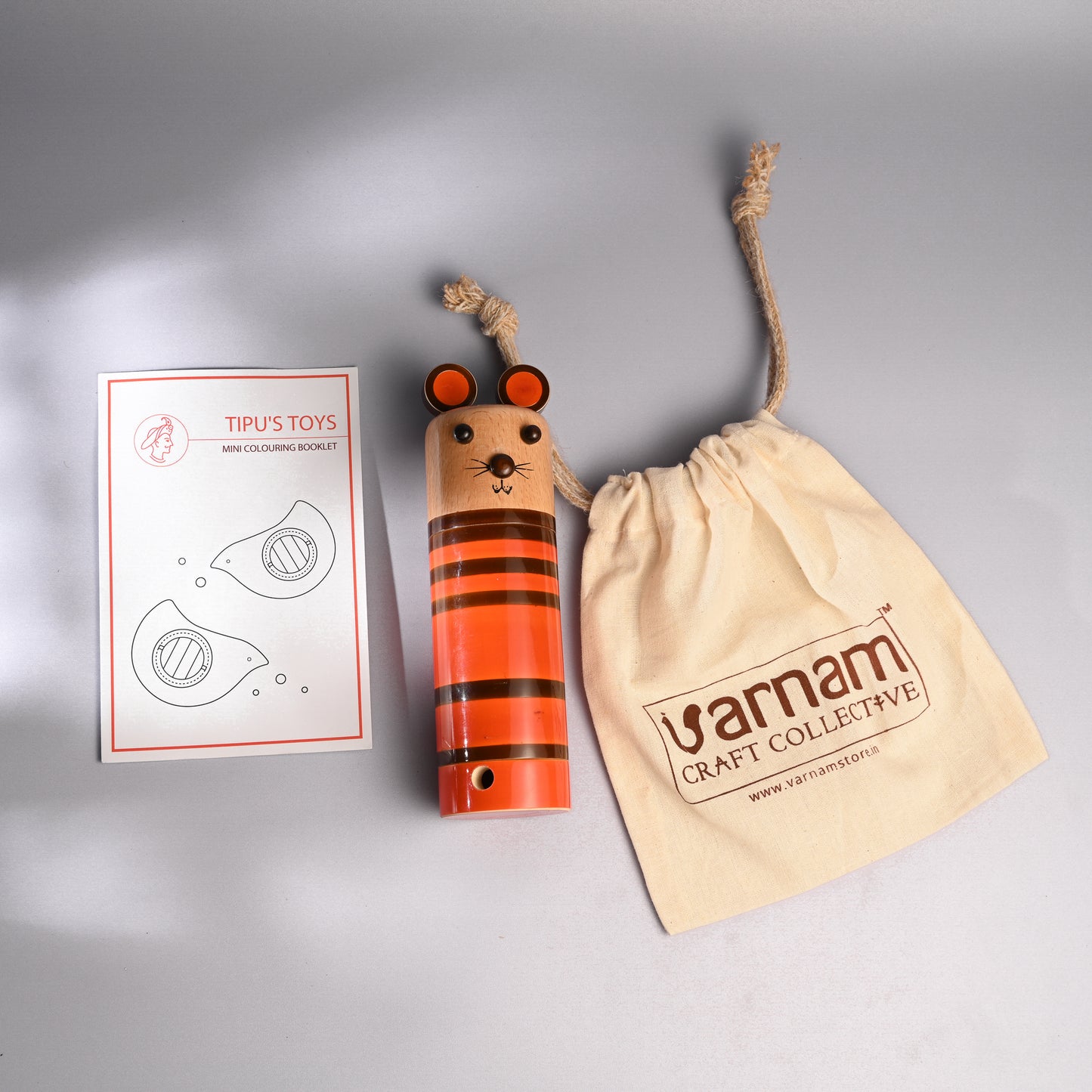 PAWSTON COLOURING BOX