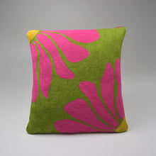 Load image into Gallery viewer, Pawston florals Crewel
